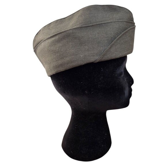 US Military Garrison Cap Size 7 Wool Blend Green Excellent Condition Vintage(?) - Picture 1 of 8